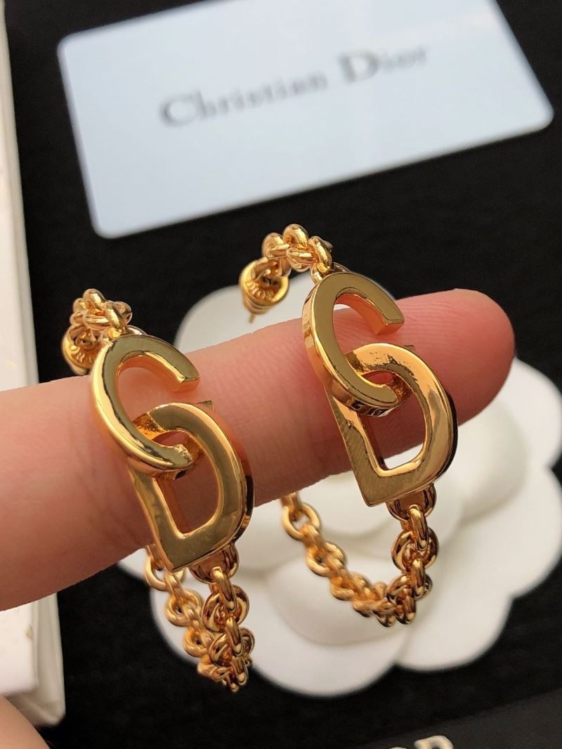 chr1st1an D10r earrings
